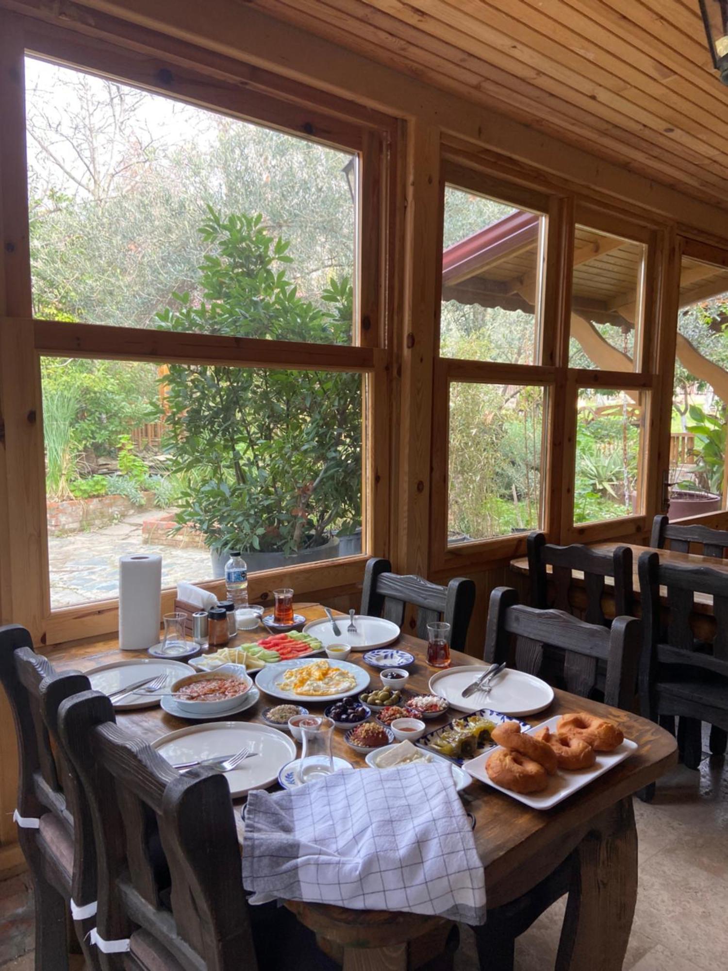 Pavelin Yeri Otel Αδραμύττιο Εξωτερικό φωτογραφία